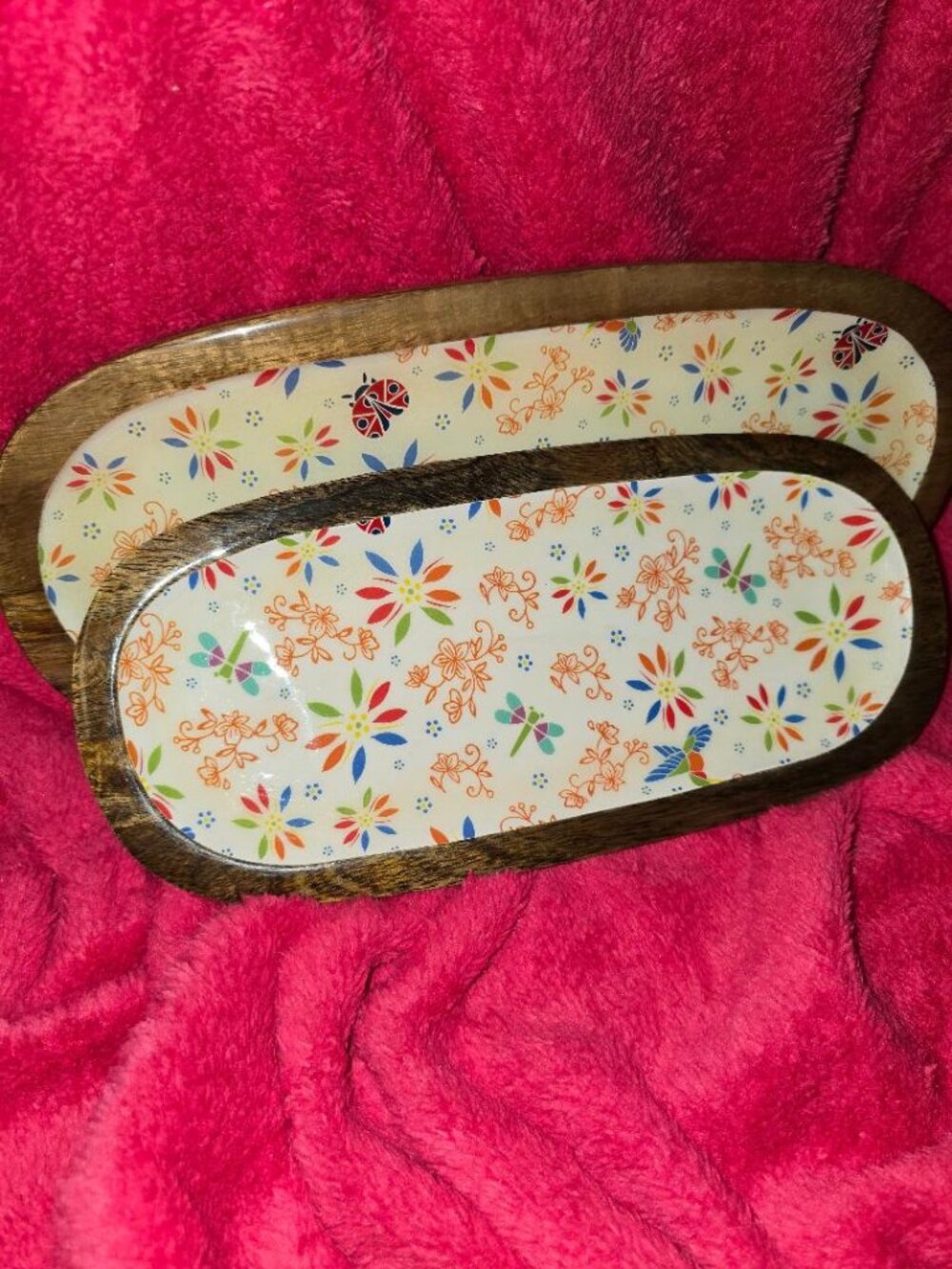 Temp-tations Set of 2 Mango Wood Platters - Seasonal Garden Pattern